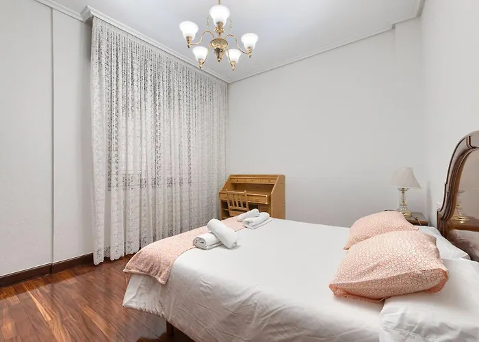 Piso Senorial Con Vistas A La Ria بلباو