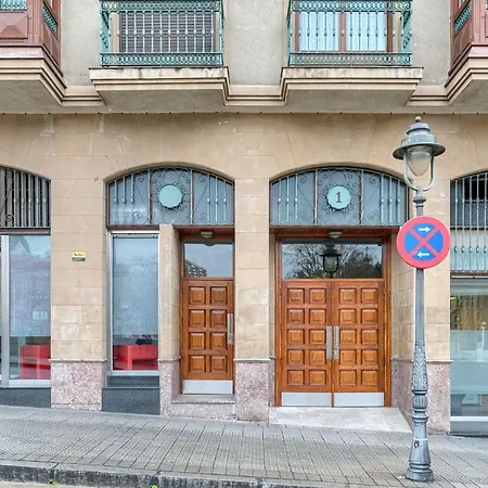 Piso Senorial Con Vistas A La Ria *