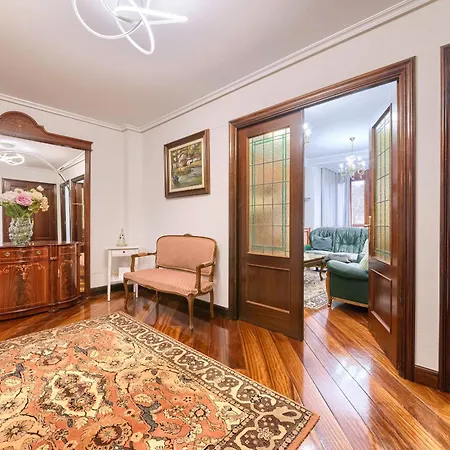 Piso Senorial Con Vistas A La Ria * بلباو